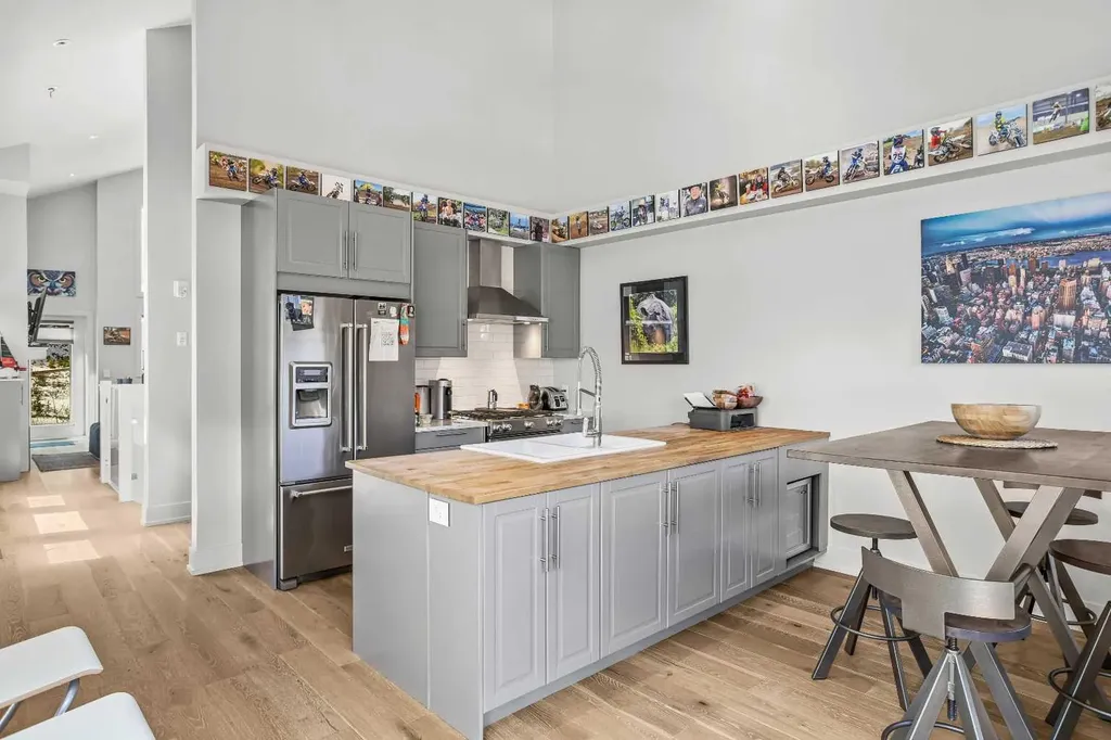 3000 Stewart Creek Drive Canmore AB T1W 0G5