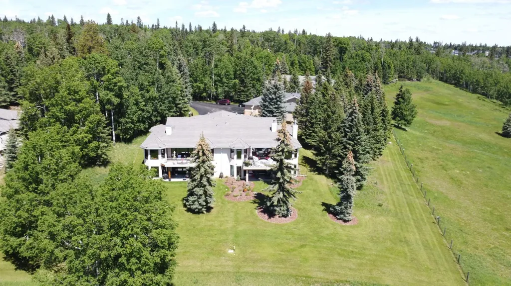 38 Sunrise Way Priddis Greens AB T0L 1W3