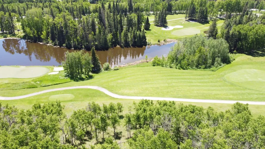 38 Sunrise Way Priddis Greens AB T0L 1W3