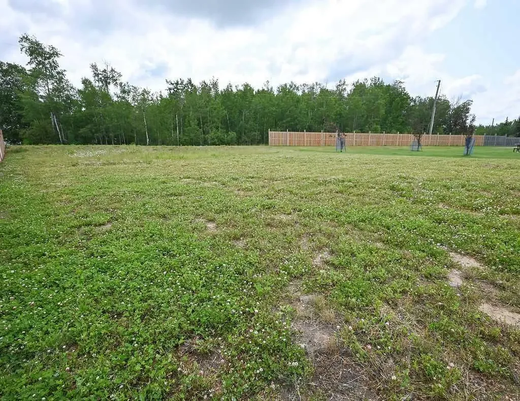 5404 Poplar Lane Athabasca AB T9S 0A8