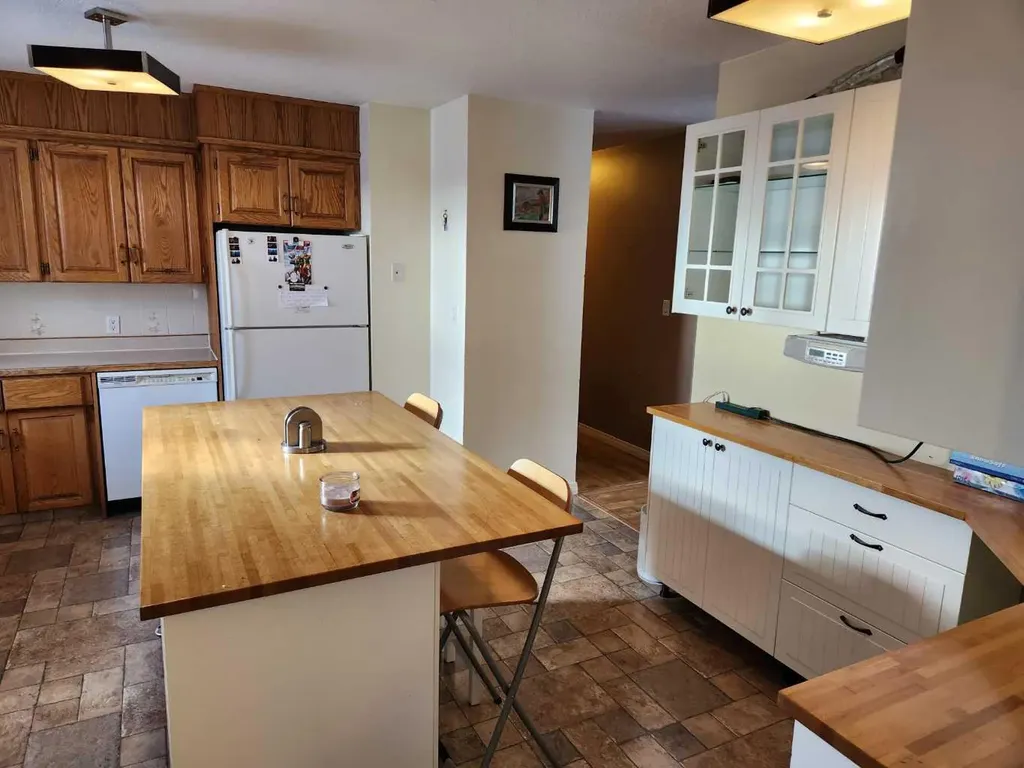 31 Hollinger Drive Swan Hills AB T0G 2C0