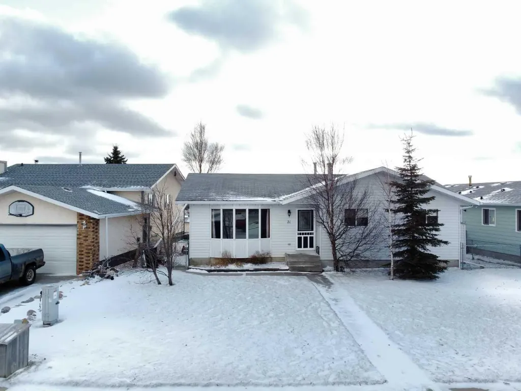 31 Hollinger Drive Swan Hills AB T0G 2C0