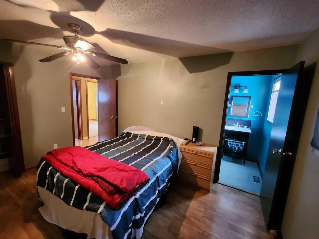 31 Hollinger Drive Swan Hills AB T0G 2C0