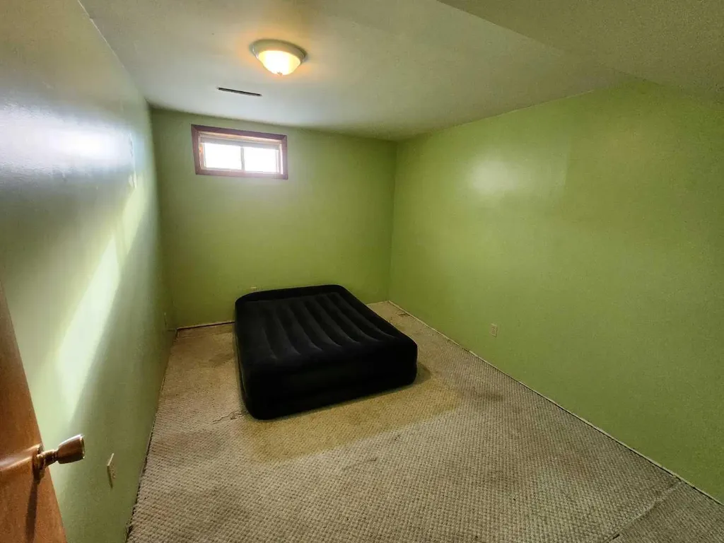 31 Hollinger Drive Swan Hills AB T0G 2C0
