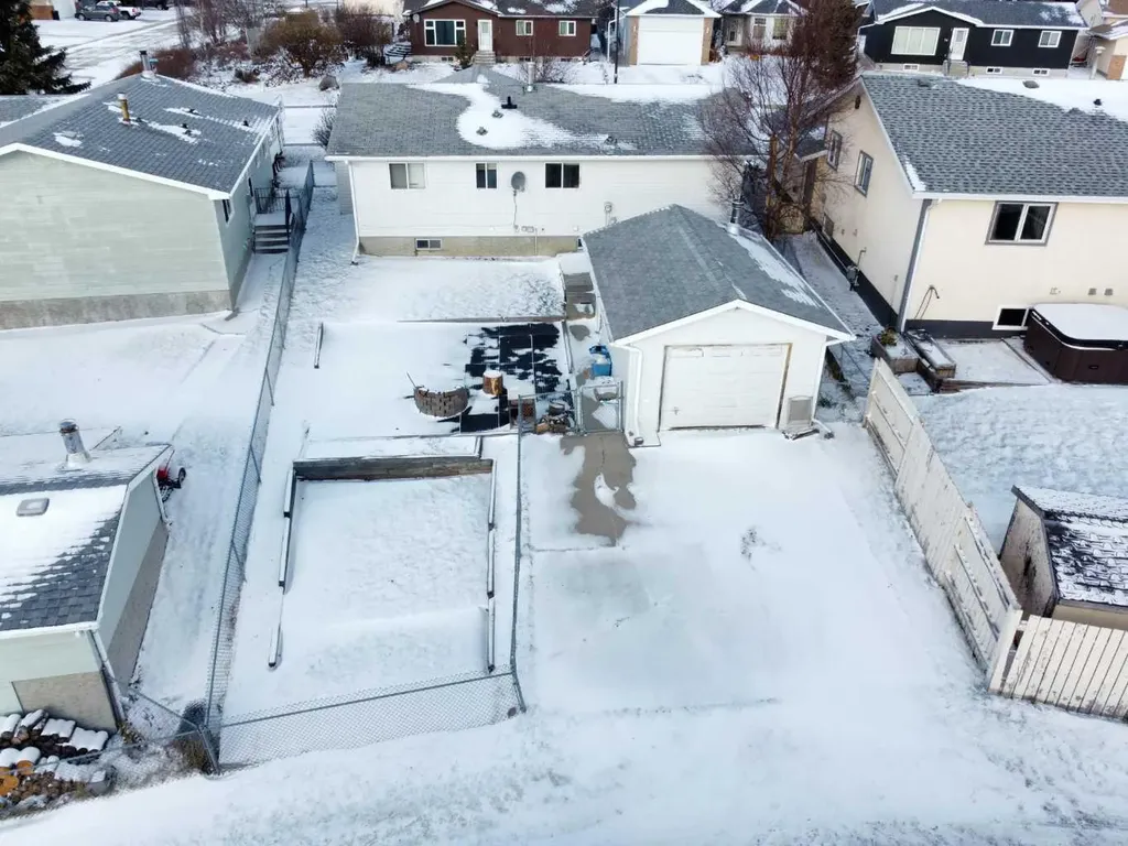 31 Hollinger Drive Swan Hills AB T0G 2C0