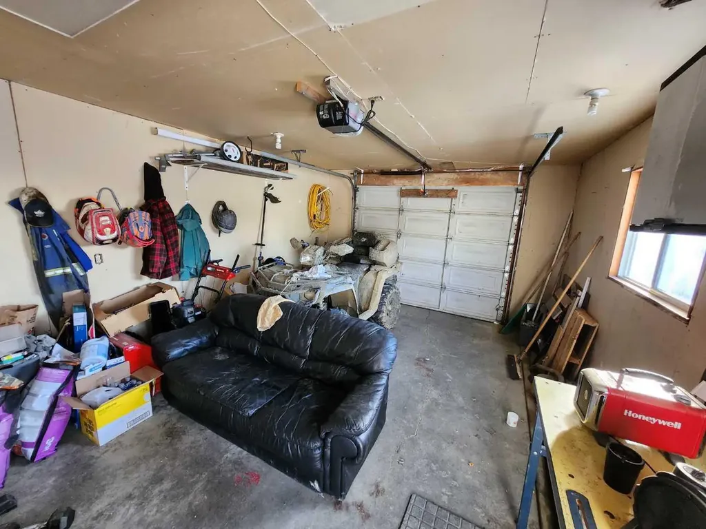 31 Hollinger Drive Swan Hills AB T0G 2C0