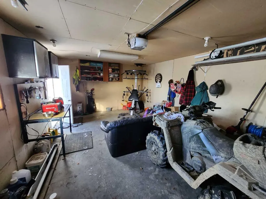 31 Hollinger Drive Swan Hills AB T0G 2C0