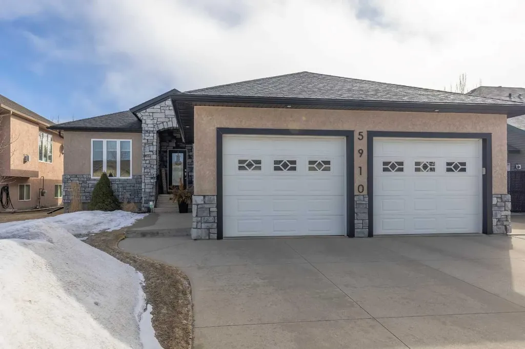 5910 Park Meadows Crescent Olds AB T4H 1Y2