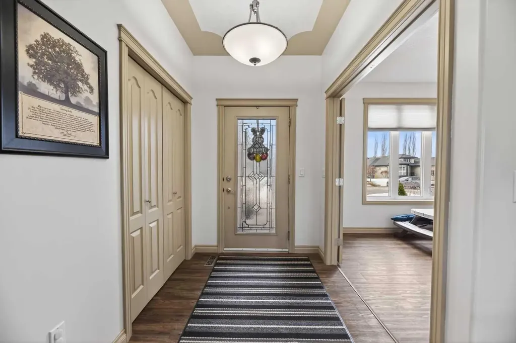 5910 Park Meadows Crescent Olds AB T4H 1Y2