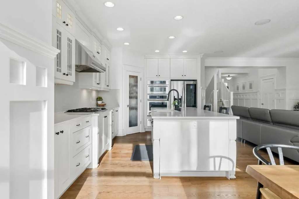 161 Mahogany Square SE Calgary AB T3M 0T1