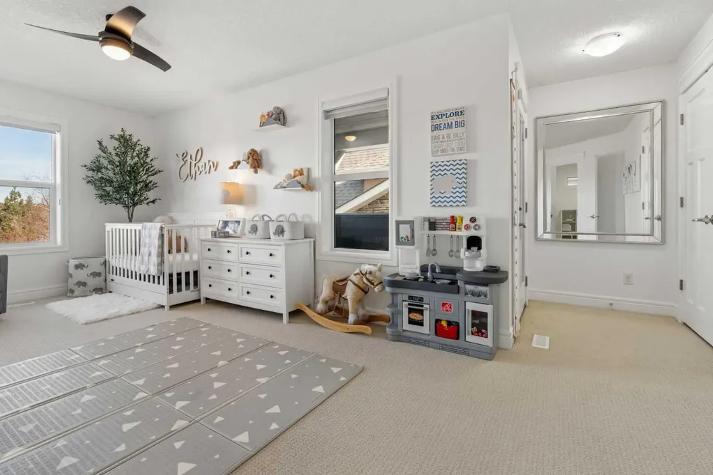 161 Mahogany Square SE Calgary AB T3M 0T1