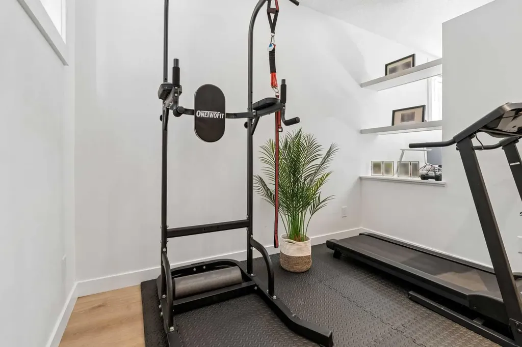 161 Mahogany Square SE Calgary AB T3M 0T1