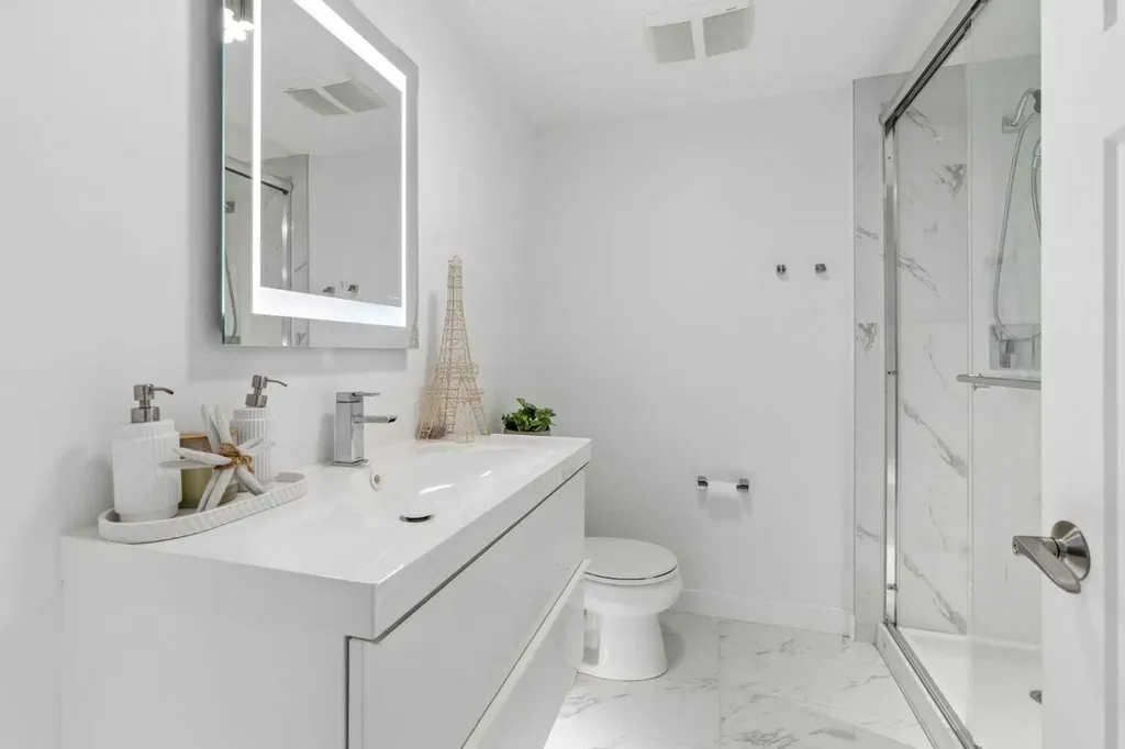 161 Mahogany Square SE Calgary AB T3M 0T1
