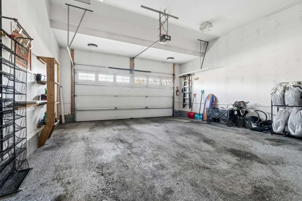 161 Mahogany Square SE Calgary AB T3M 0T1