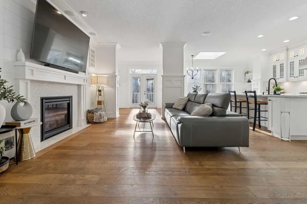 161 Mahogany Square SE Calgary AB T3M 0T1