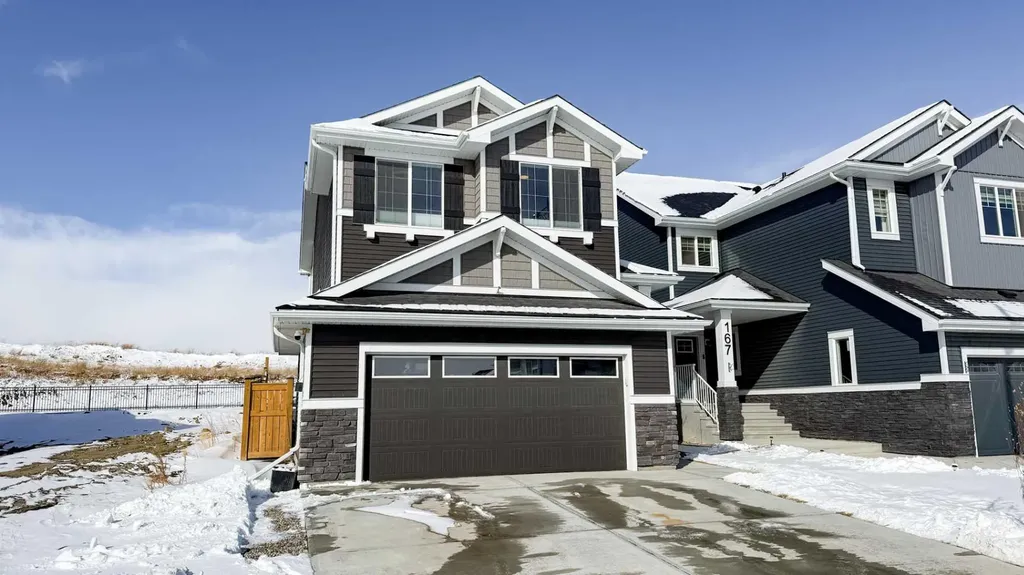 163 Sundown Crescent Cochrane AB T4C2A6
