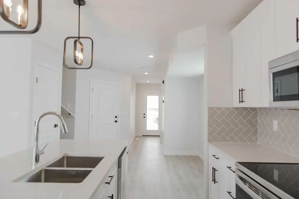 11415 95 Street Clairmont AB T8X 0W9