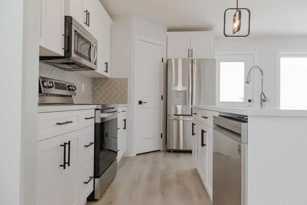 11415 95 Street Clairmont AB T8X 0W9