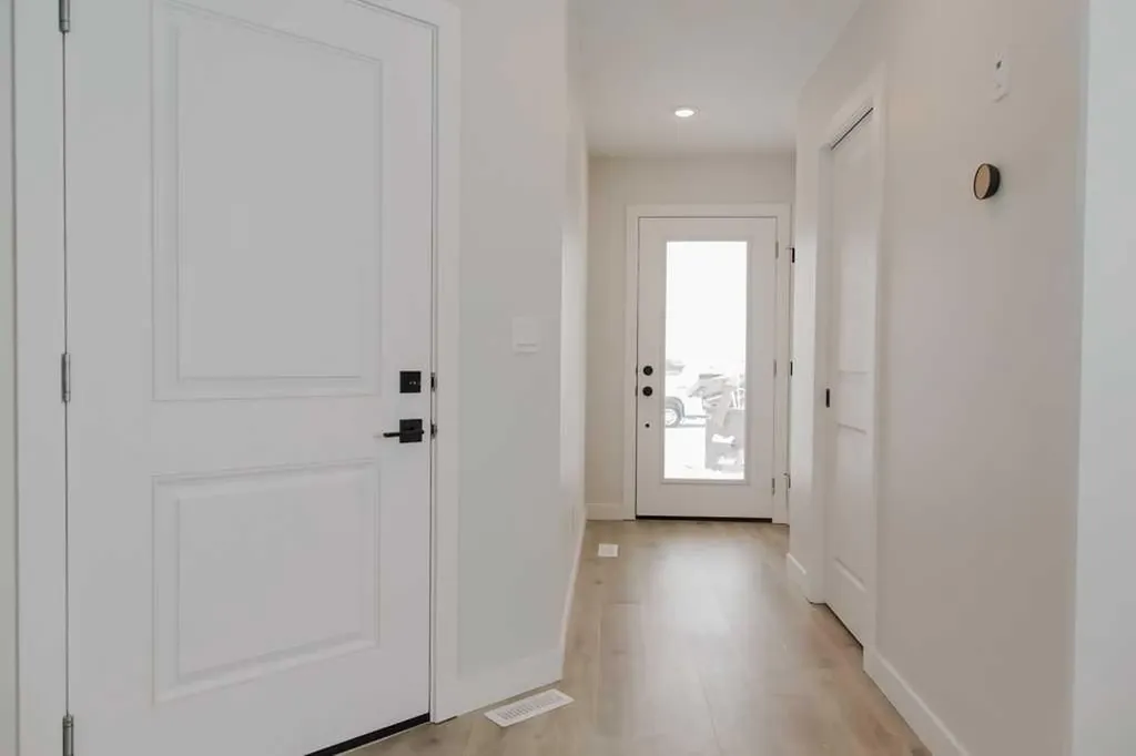 11415 95 Street Clairmont AB T8X 0W9
