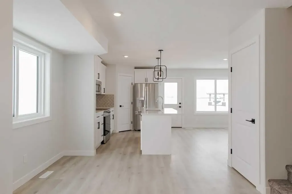 11415 95 Street Clairmont AB T8X 0W9