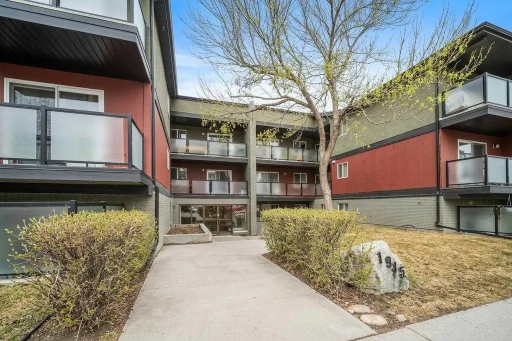 1915 26 Street SW Calgary AB T3E 2A2