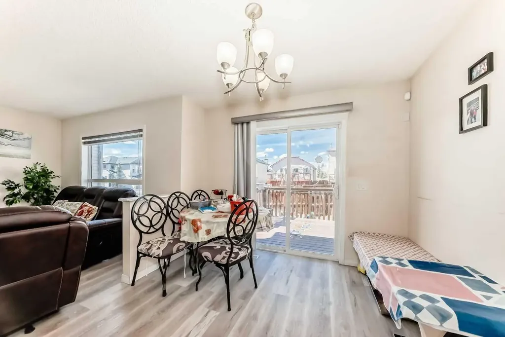 151 Covepark Green NE Calgary AB T3K 6L2