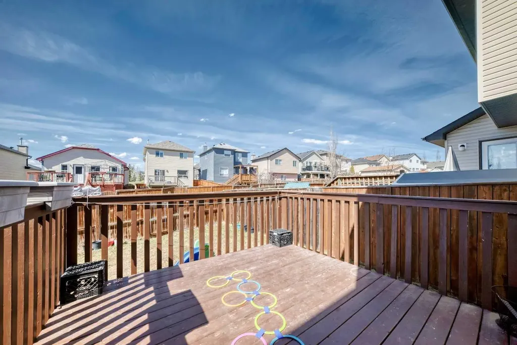 151 Covepark Green NE Calgary AB T3K 6L2