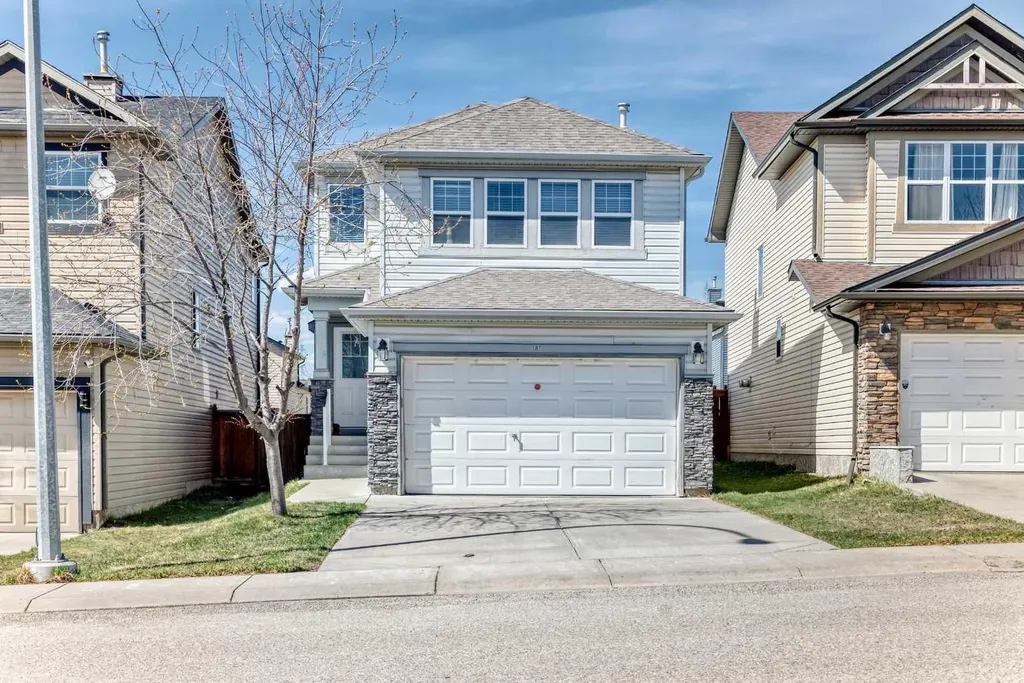 151 Covepark Green NE Calgary AB T3K 6L2