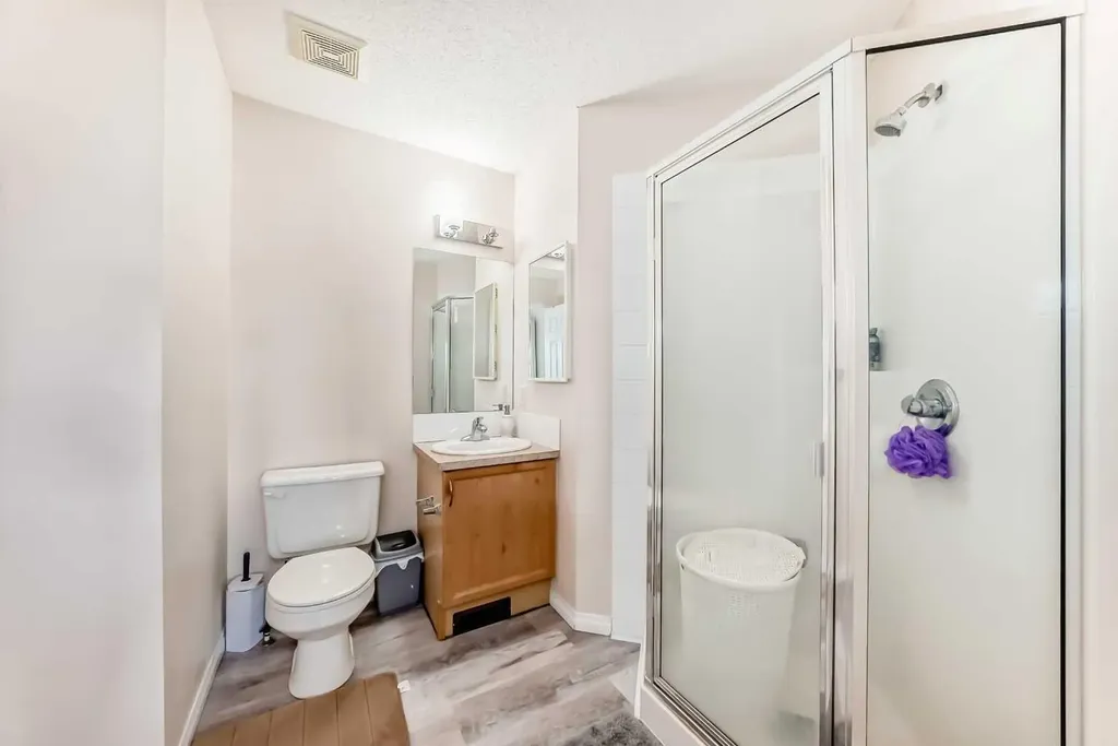 151 Covepark Green NE Calgary AB T3K 6L2