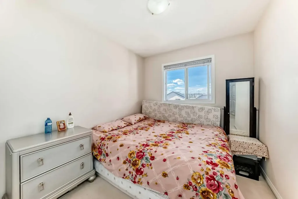 151 Covepark Green NE Calgary AB T3K 6L2