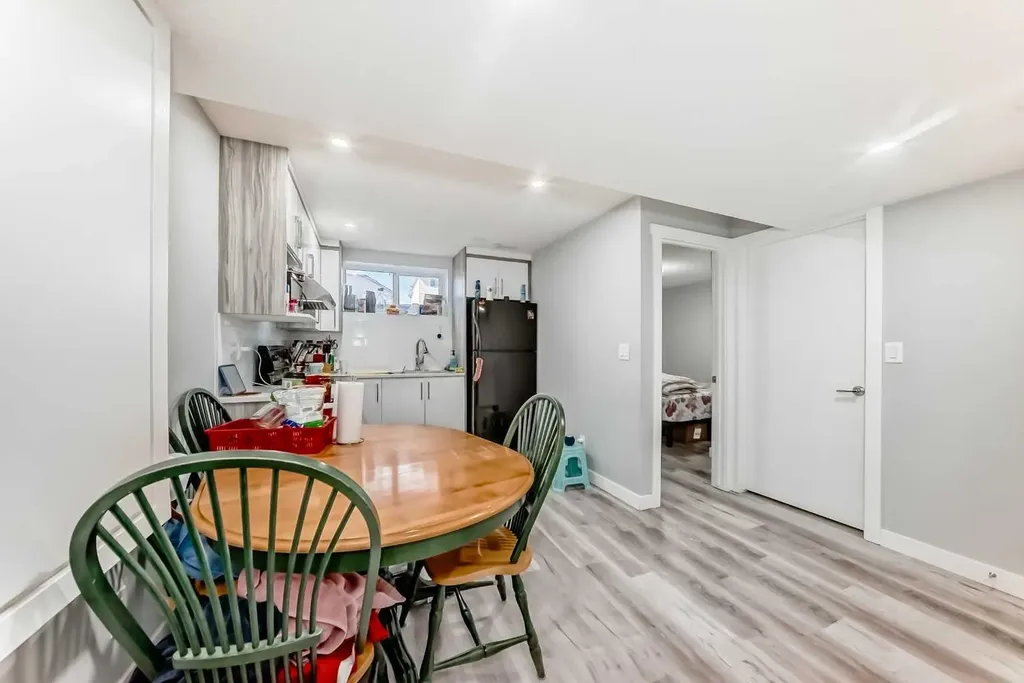 151 Covepark Green NE Calgary AB T3K 6L2