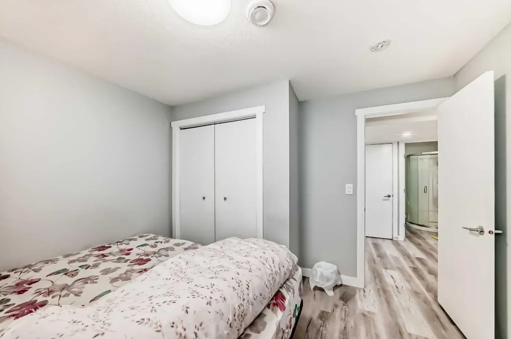 151 Covepark Green NE Calgary AB T3K 6L2