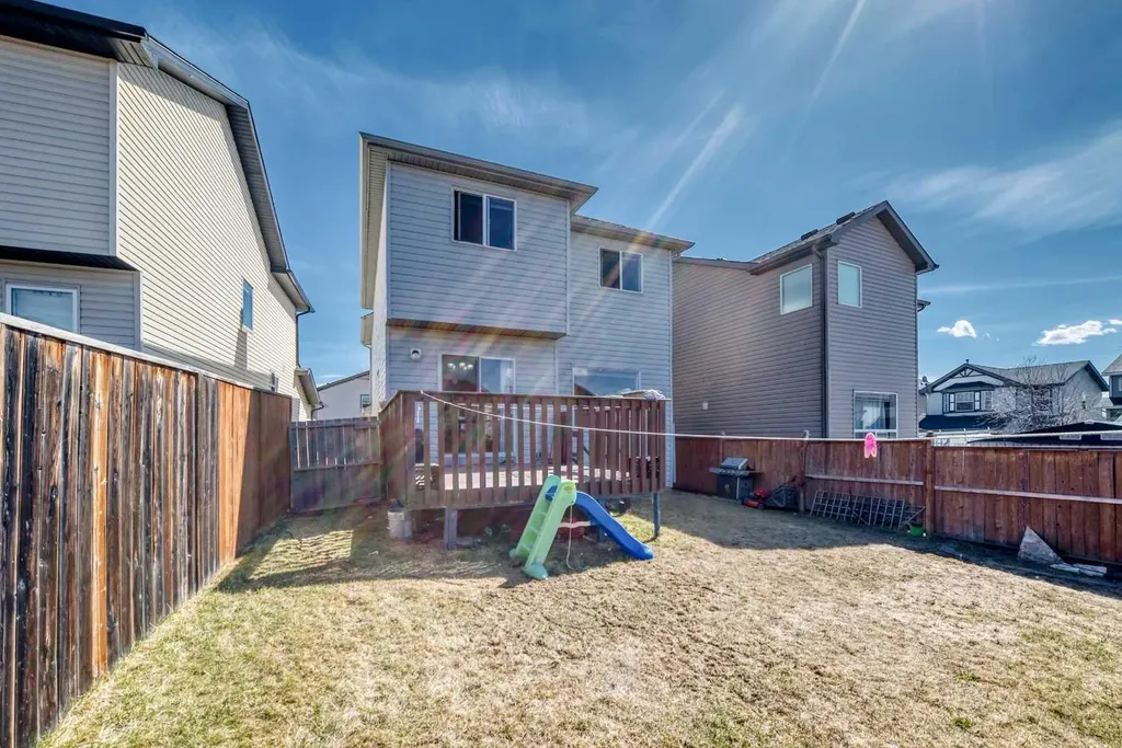 151 Covepark Green NE Calgary AB T3K 6L2