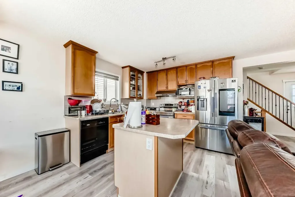151 Covepark Green NE Calgary AB T3K 6L2