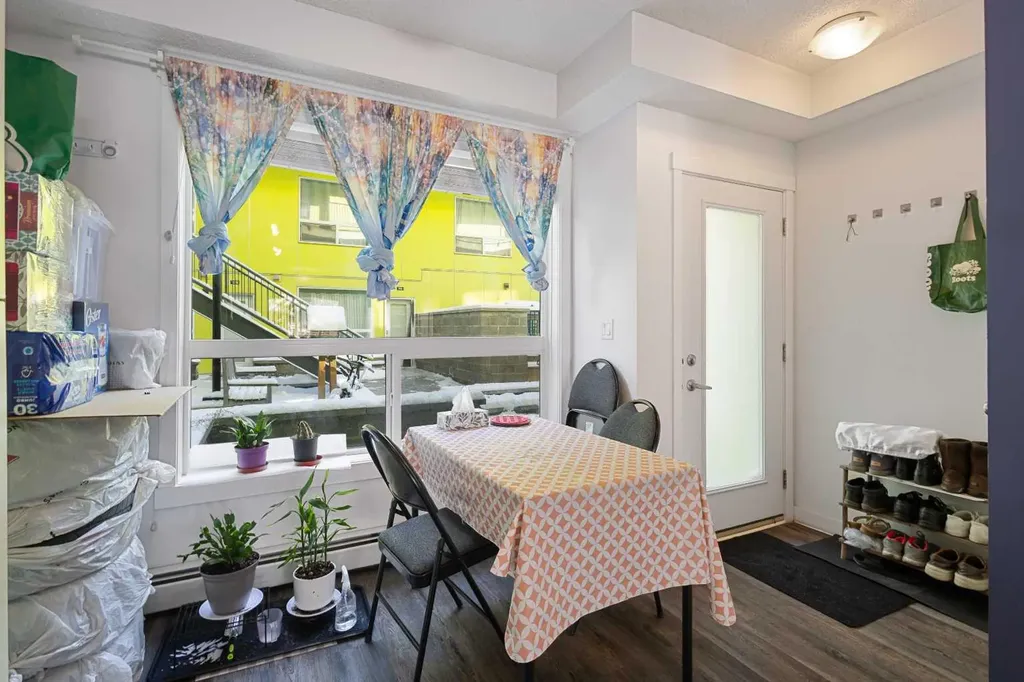1740 9 Street NW Calgary AB T2M 4Z5