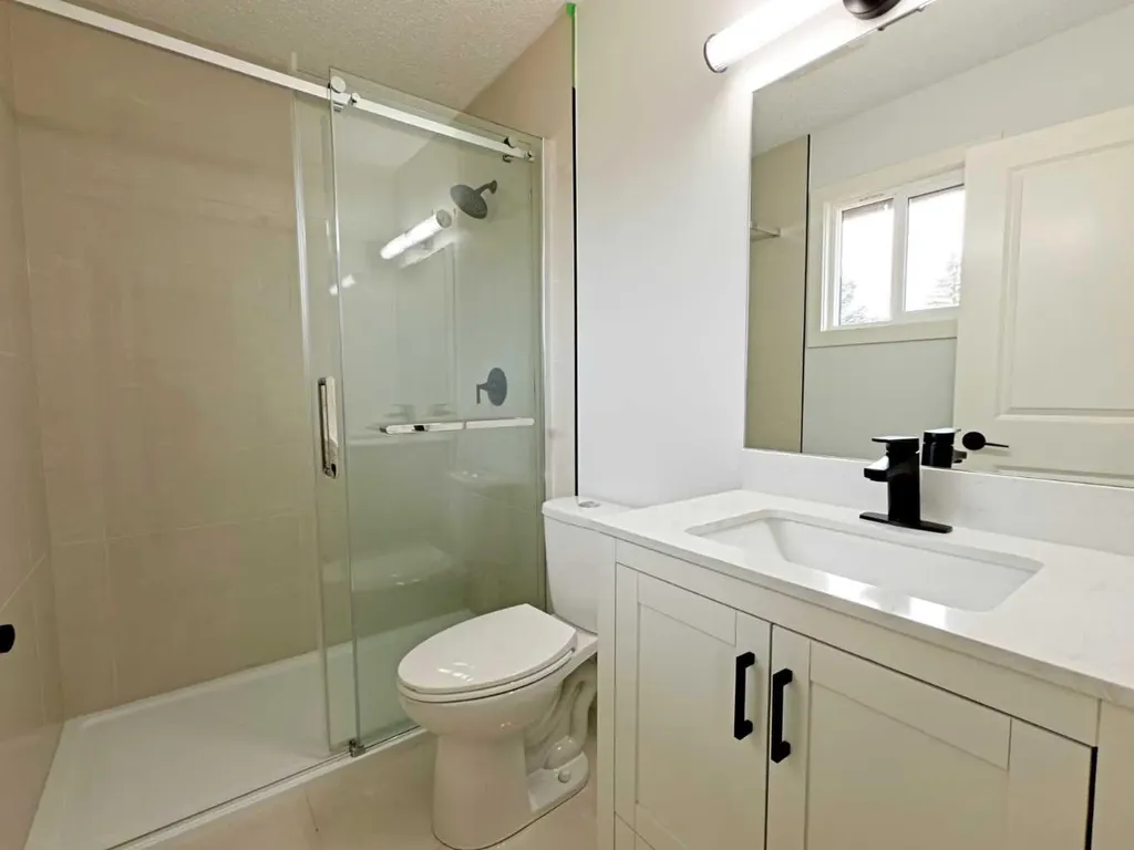 7032 78 Street NW Calgary AB T3B 4H9