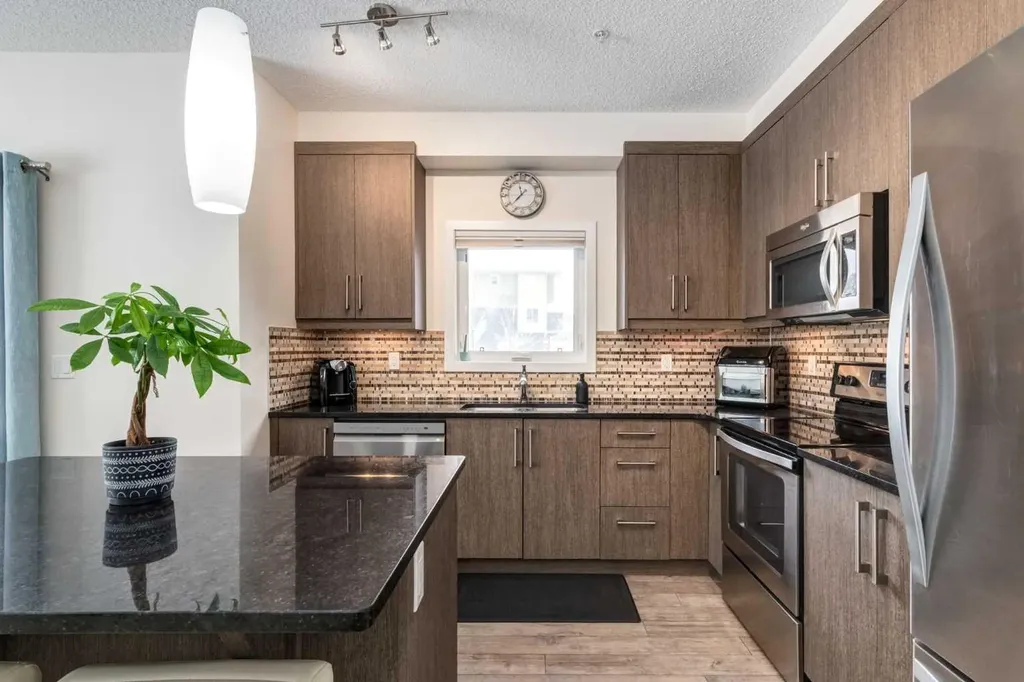 402 Marquis Lane SE Calgary AB T3M 2G7