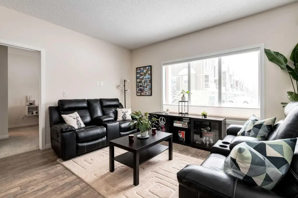 402 Marquis Lane SE Calgary AB T3M 2G7