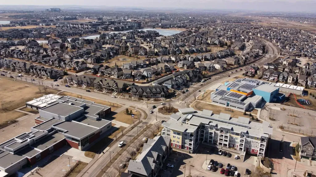 402 Marquis Lane SE Calgary AB T3M 2G7
