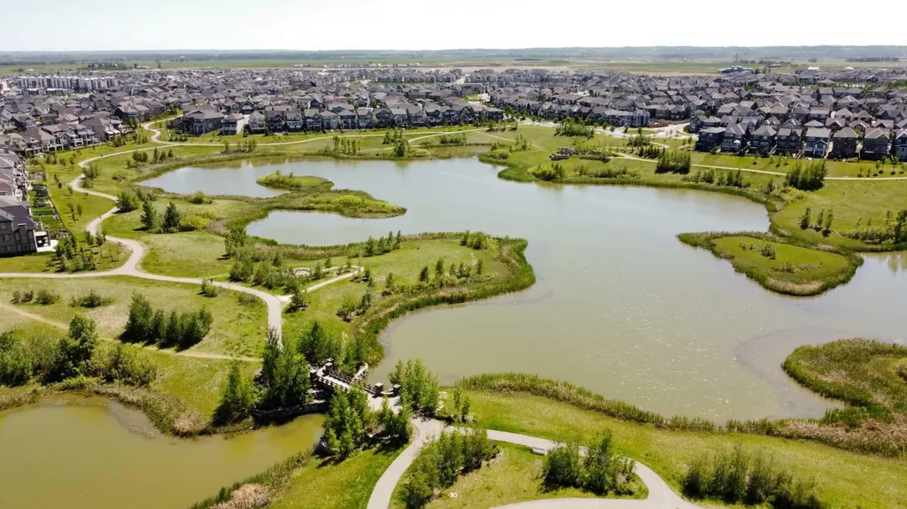 402 Marquis Lane SE Calgary AB T3M 2G7