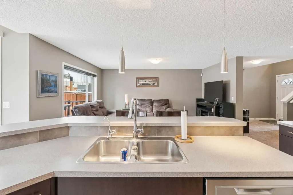 117 Silverado Saddle Heights SW Calgary AB T2X 0H9