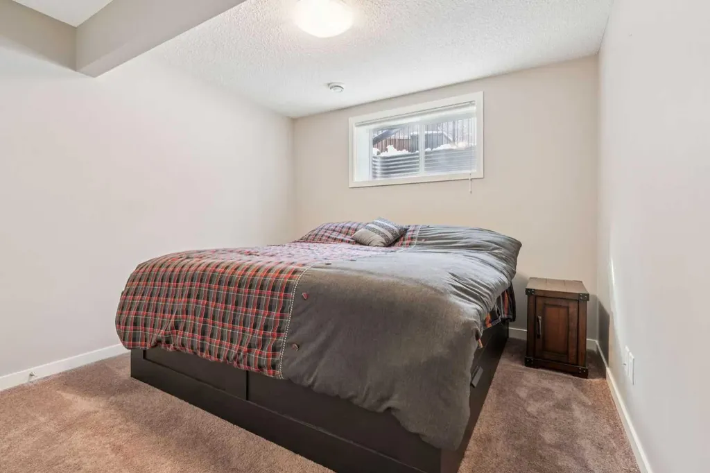 117 Silverado Saddle Heights SW Calgary AB T2X 0H9