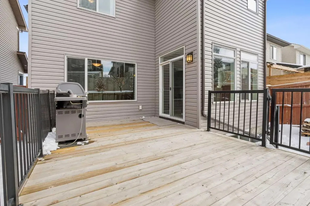 117 Silverado Saddle Heights SW Calgary AB T2X 0H9