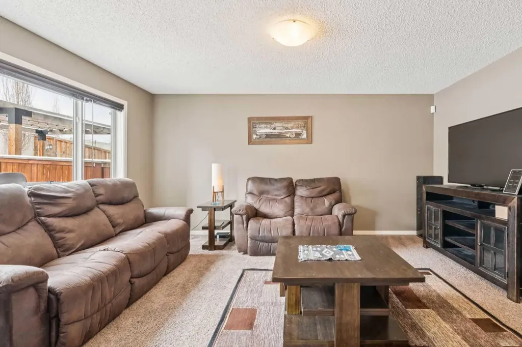 117 Silverado Saddle Heights SW Calgary AB T2X 0H9