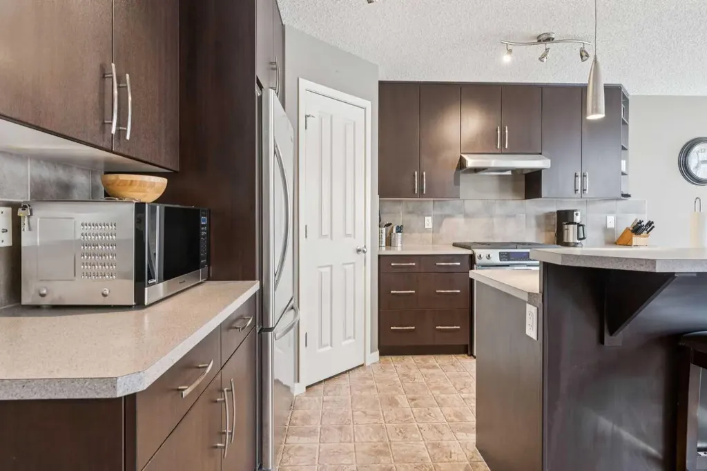117 Silverado Saddle Heights SW Calgary AB T2X 0H9