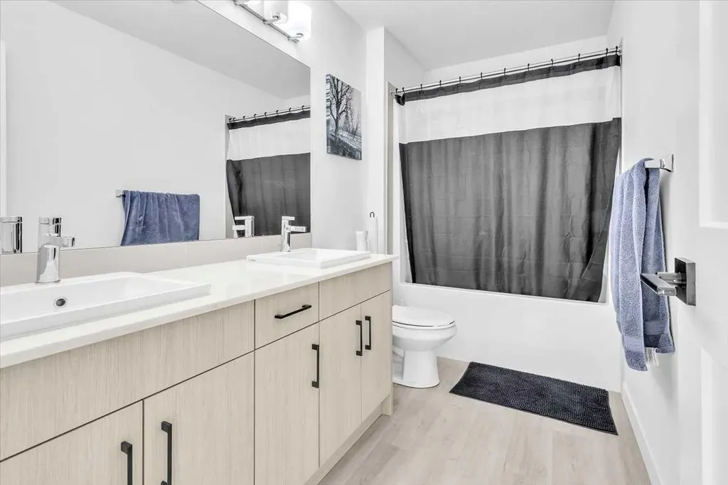 30 Sage Hill Walk NW Calgary AB T3R 2A9