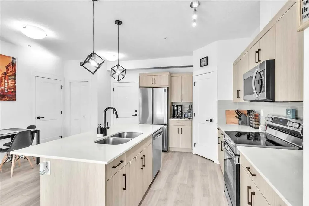 30 Sage Hill Walk NW Calgary AB T3R 2A9