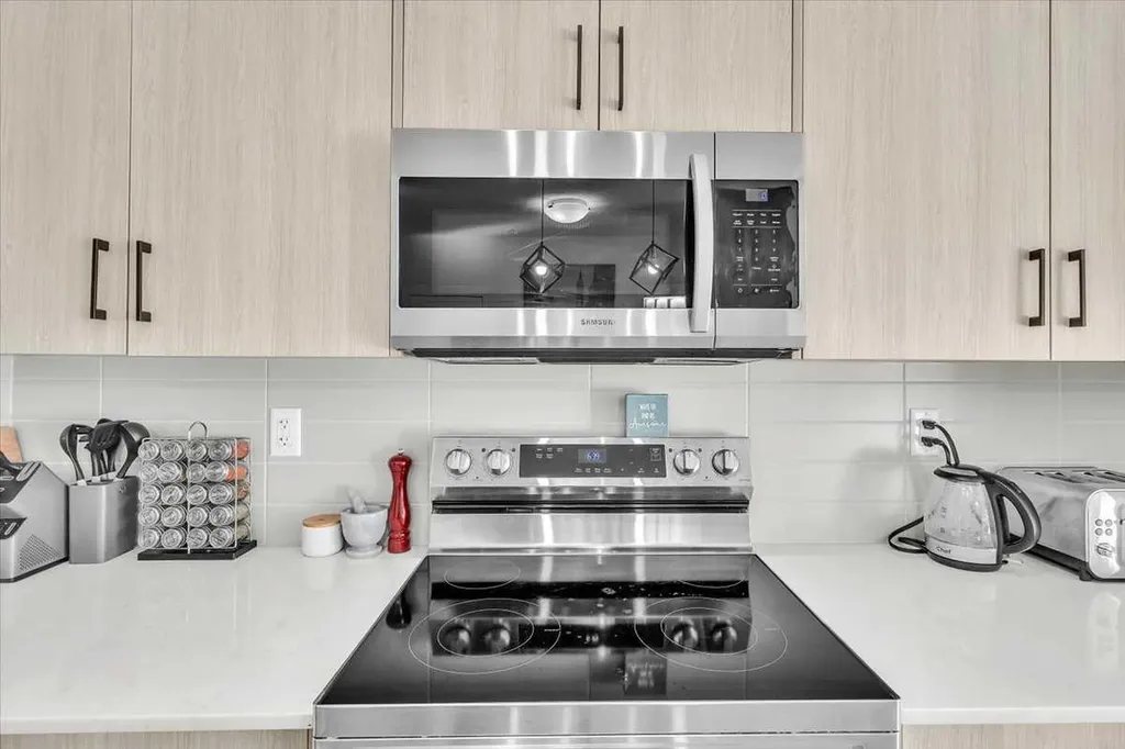 30 Sage Hill Walk NW Calgary AB T3R 2A9