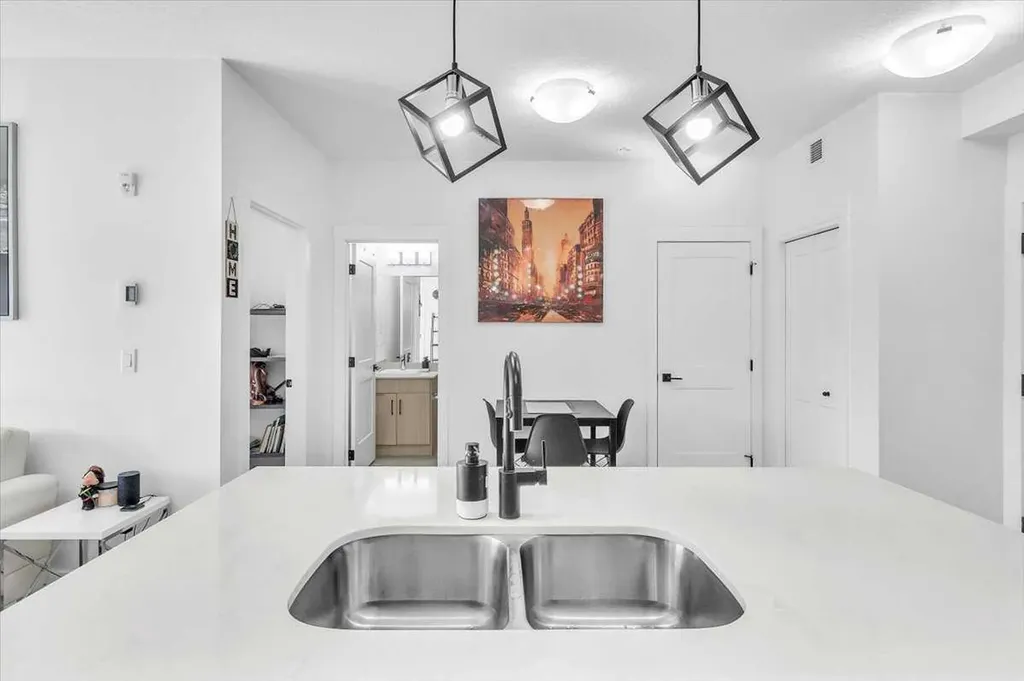 30 Sage Hill Walk NW Calgary AB T3R 2A9