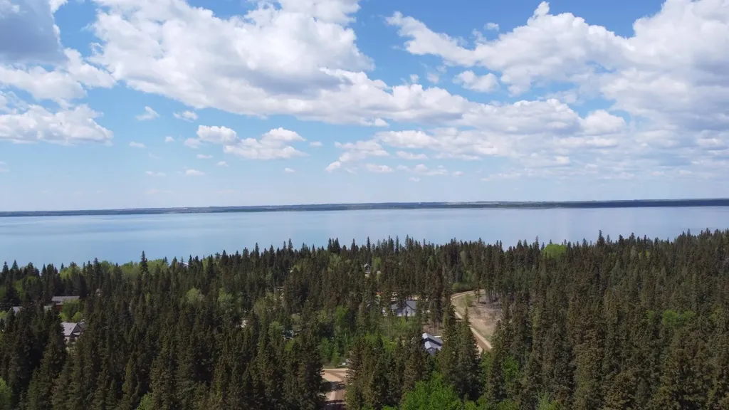 807 Brightsand Crescent Brightsand Lake SK S0M 0H0